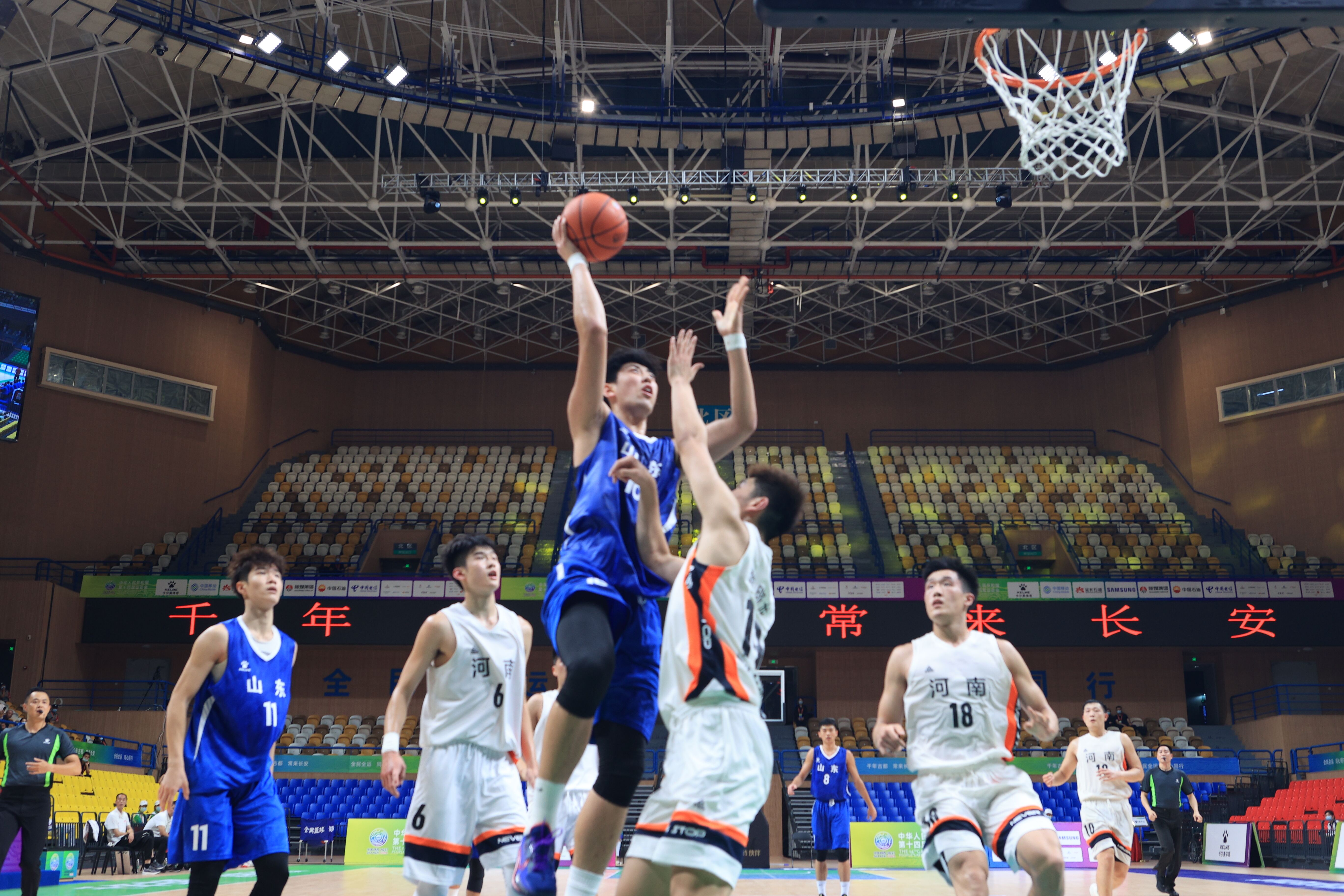 但他通过调 但他通过调